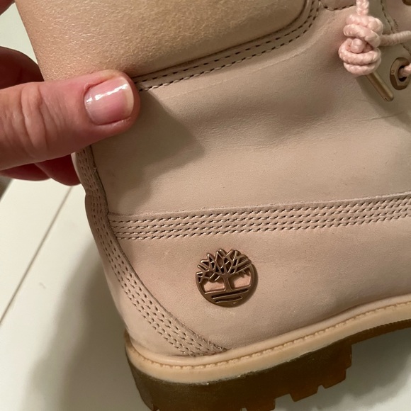 Blush Timberlands - Picture 3 of 3
